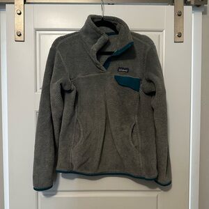Patagonia Teal and Gray Snap-T Fleece
